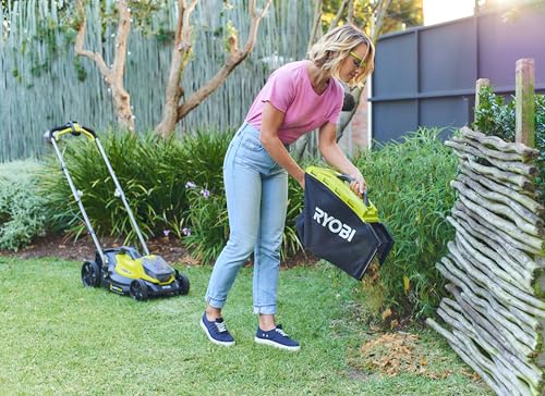 Ryobi 18V ONE+ Cordless Lawnmower and Grass Trimmer Kit (1 x 4.0Ah), Green