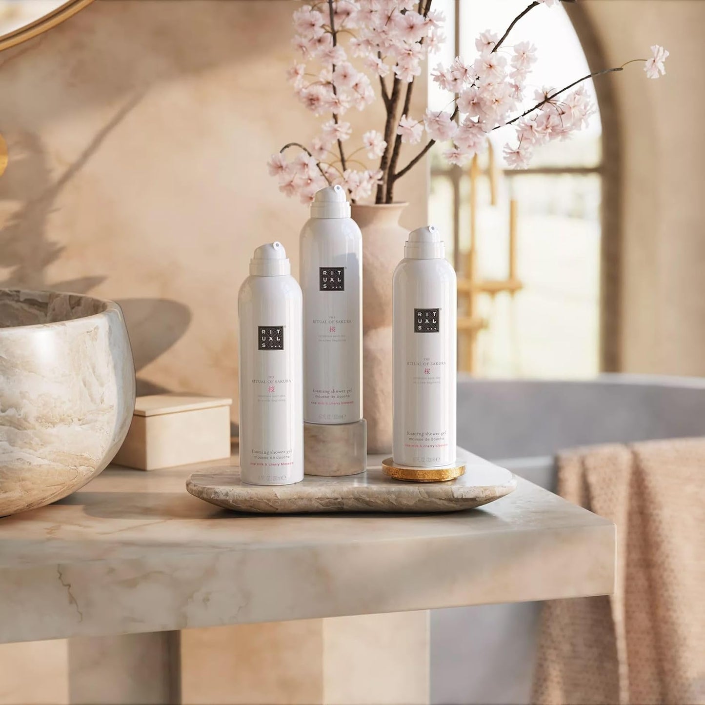 RITUALS Shower Foam The Ritual of Sakura, value pack - Gel with Cherry Blossom and Rice Milk, Sensational Foaming Gel - 3 x 200ml