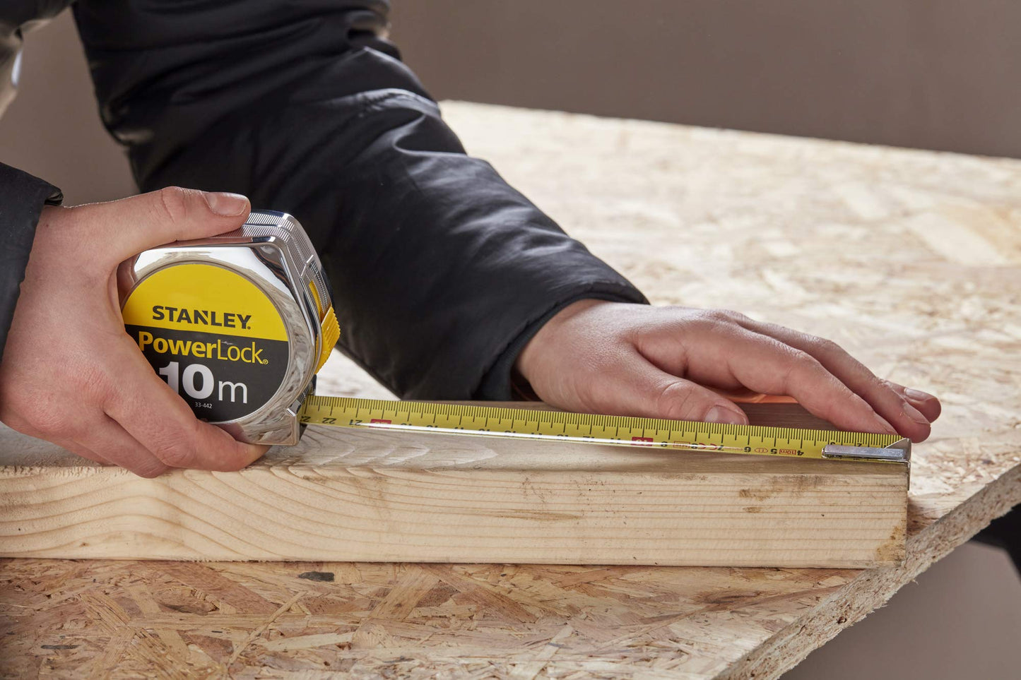 Stanley 033932 Powerlock Tape 5m Top Reader