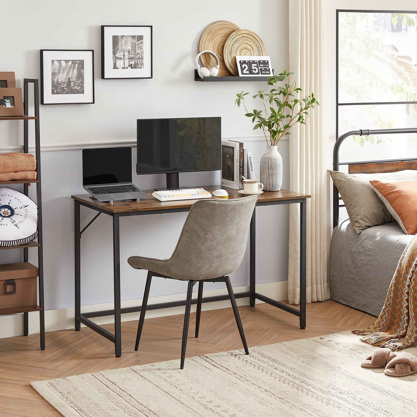 VASAGLE Computer Desk, Writing Desk, Small Office Table