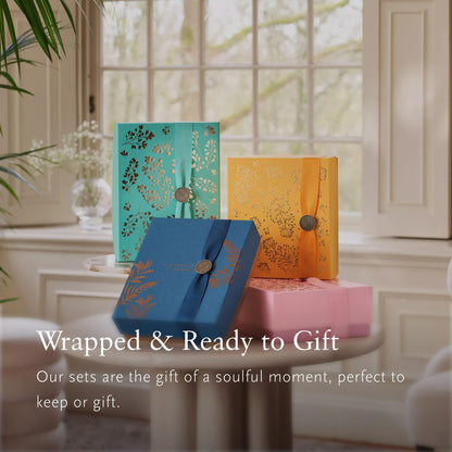 RITUALS Gift Set The Ritual of Sakura Small - Home and Skincare Products Enriched with Cherry Blossom and Rice Milk - Bath Gift Box with Renewing Properties